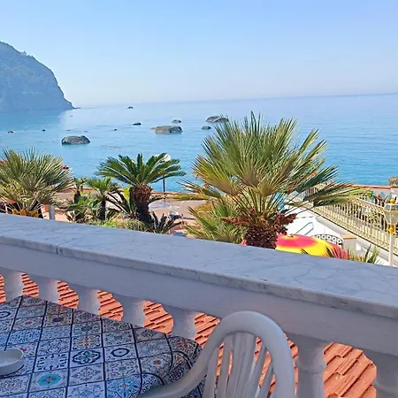 Apartment Casa Del Mare Forio di Ischia