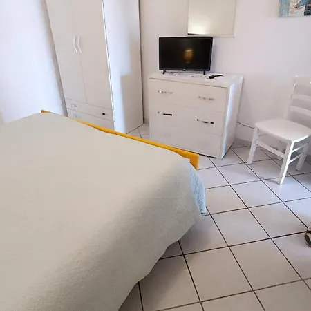 Casa Del Mare Apartment *